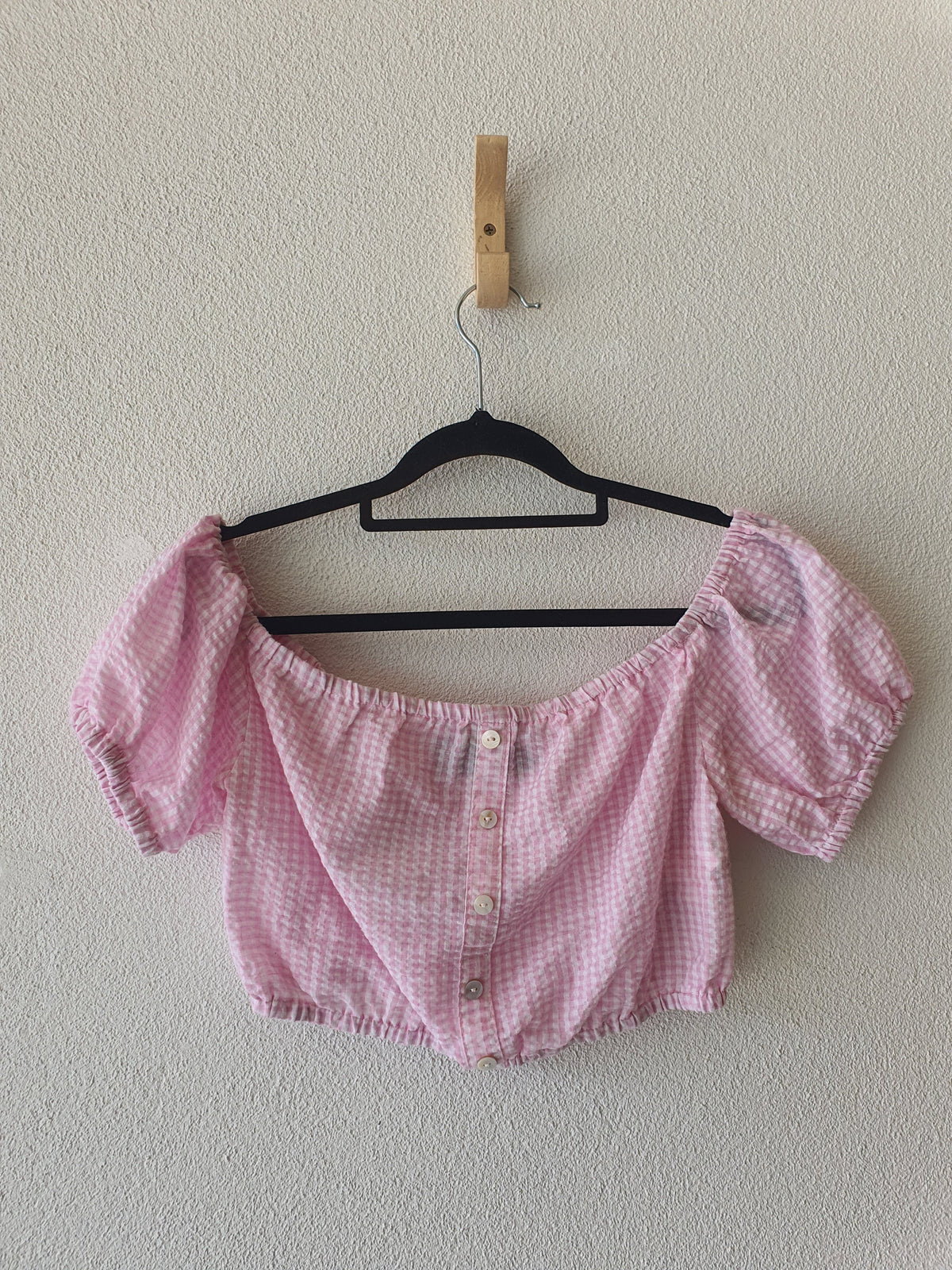 MinkPink Baby pink gingham crop puff top XS