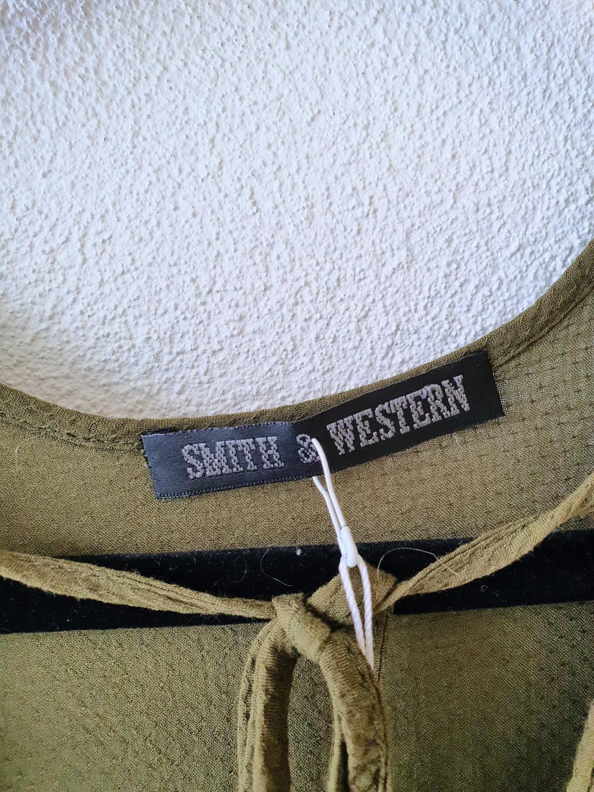 Smith &amp; Western top S