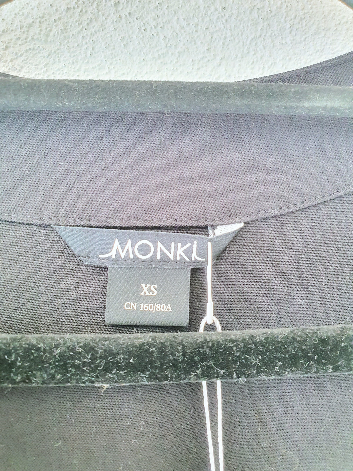 Monki top XS