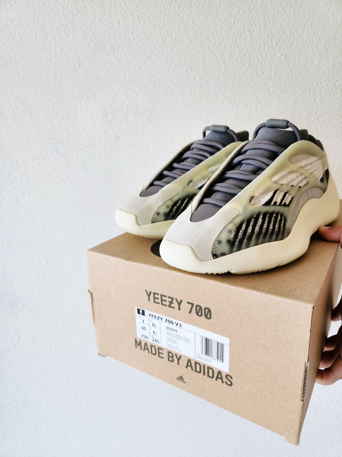 Yeezy Shoes US9