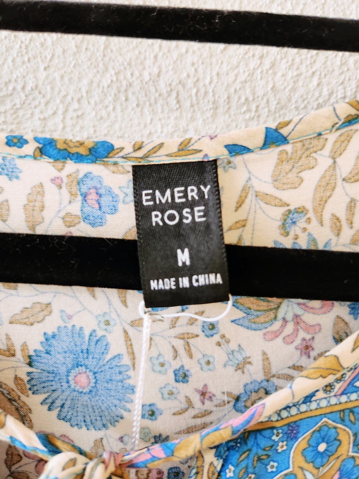 Emery Rose top M