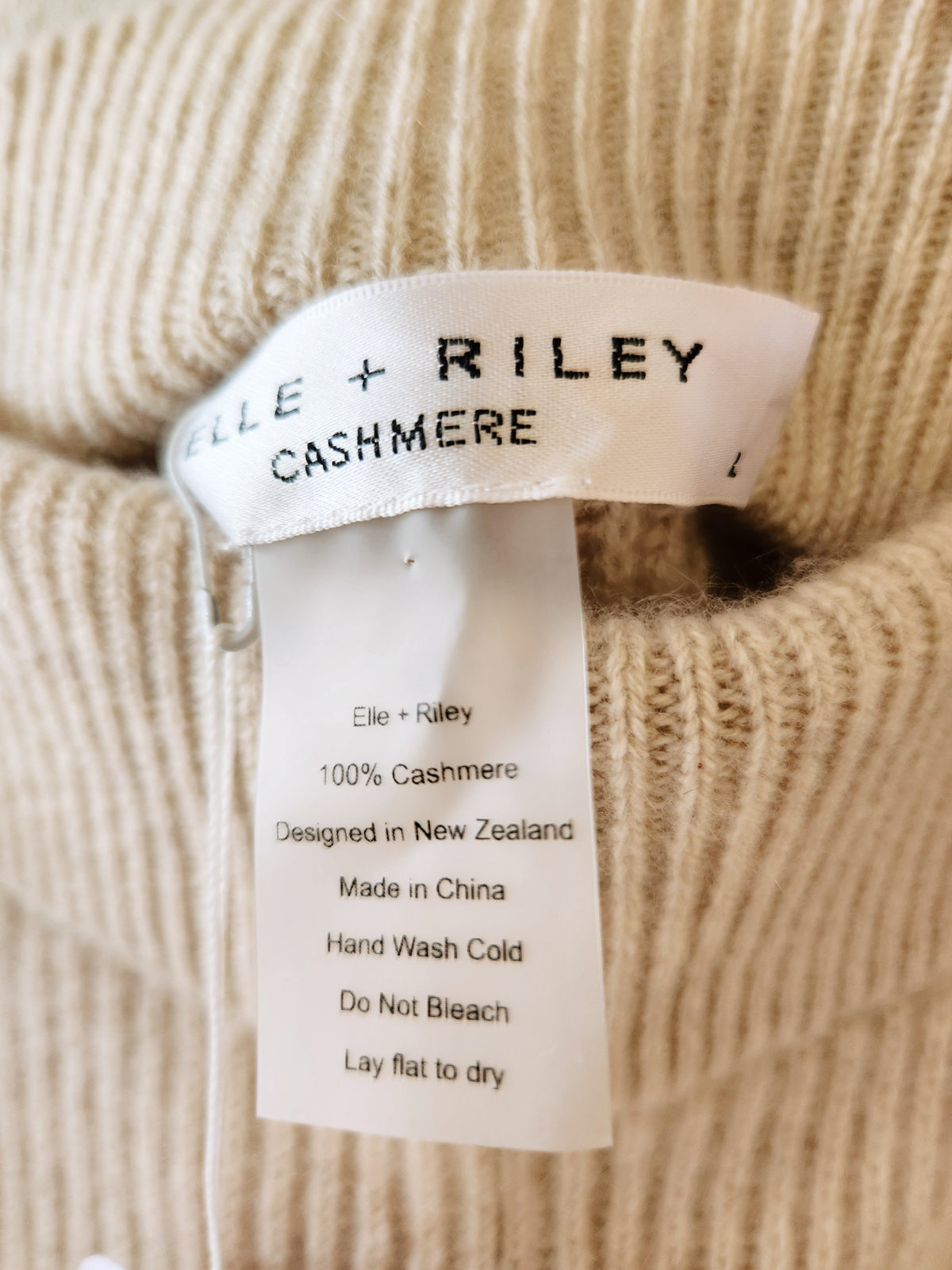 Elle + Riley Shorts L