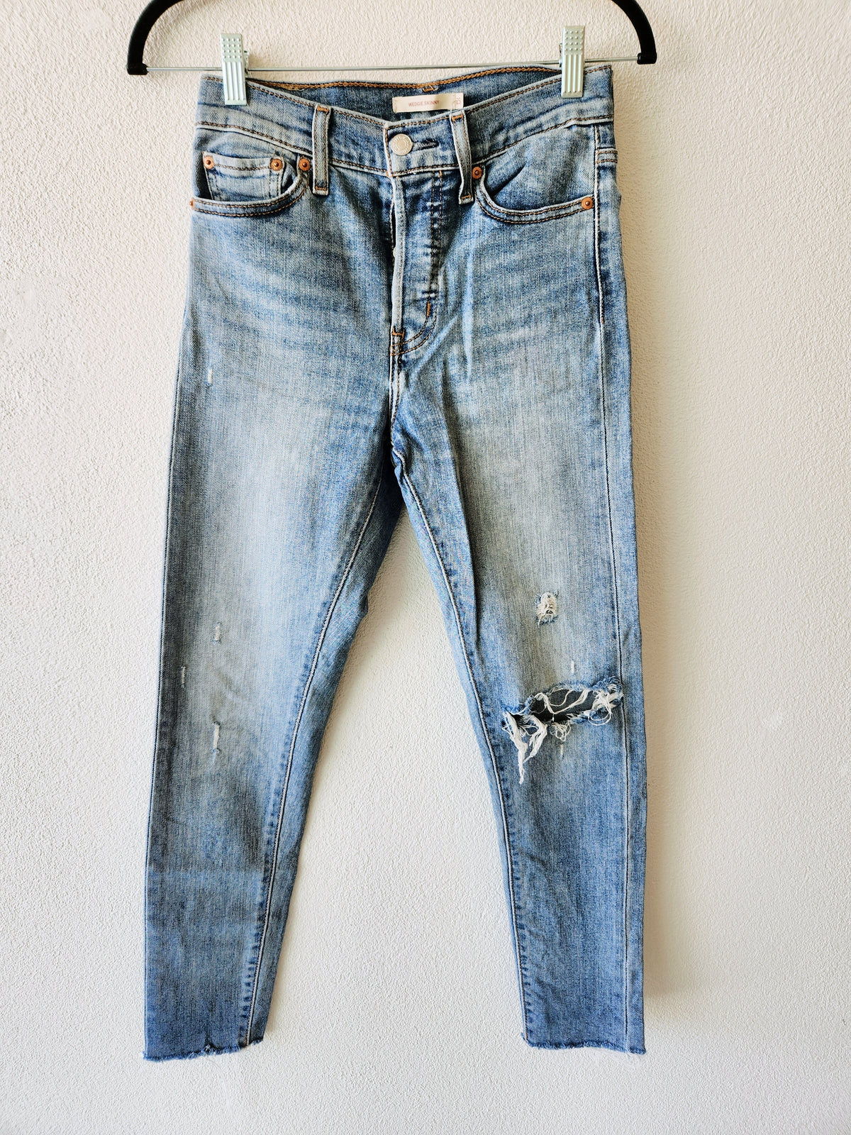 Levi&#39;s Jeans 25