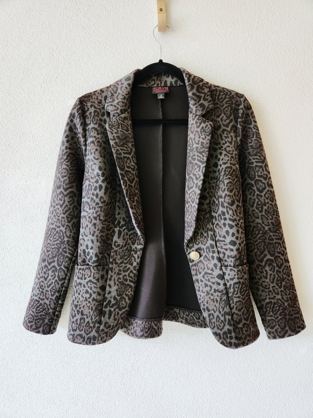 Robyn Mathieson Jacket 8