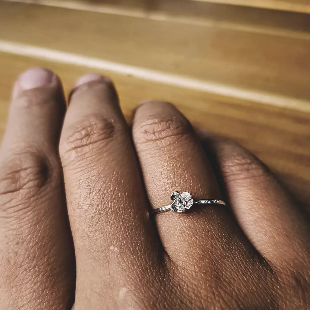 Osakana Jewellery Manuka flower ring