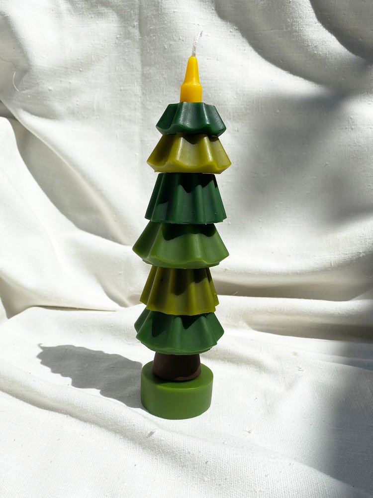 Poppy + Sage Beeswax Stacking Christmas Tree Candle Set, Tall