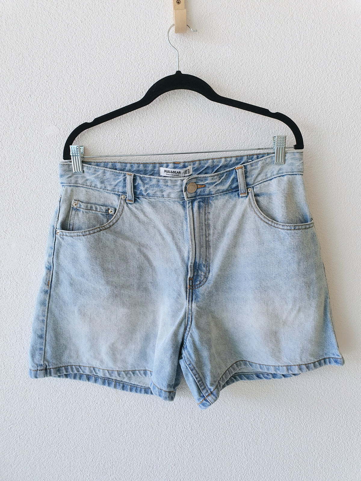 Pull &amp; Bear Shorts 14